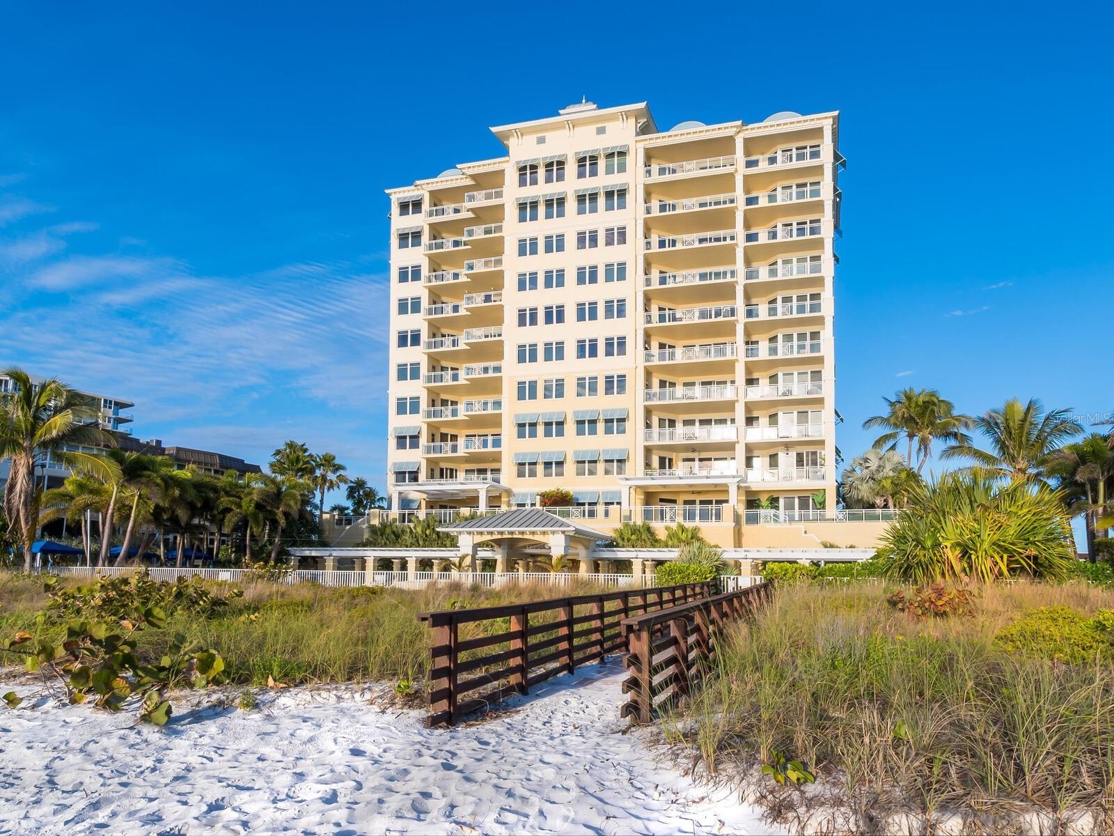 ORCHID BEACH CLUB CONDOS FOR SALE Residences for sale in Sarasota